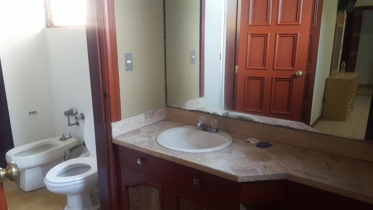 Hotel Alamo Internacional San Salvador Zewnętrze zdjęcie